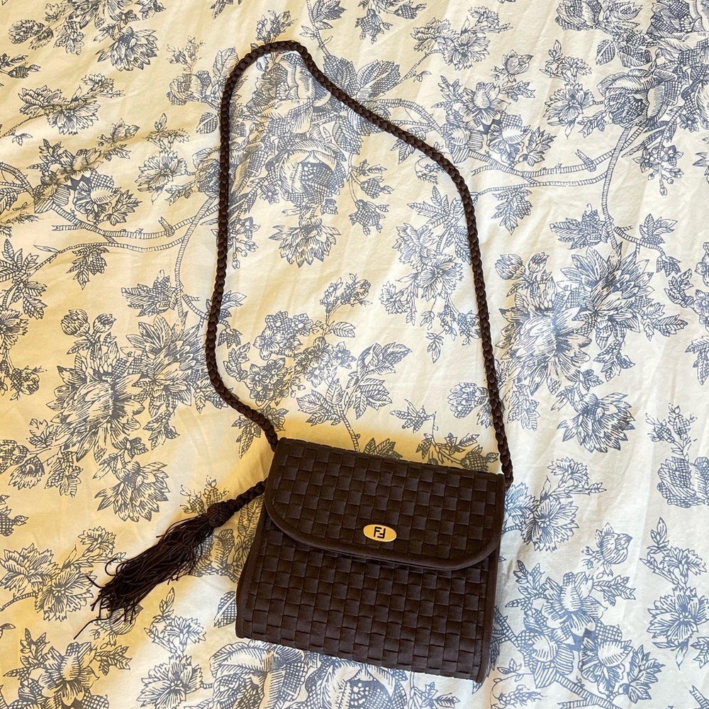 Vintage Fendi Crossbody🤎